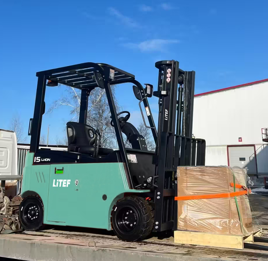 CPD15L1 kompakt akülü forklift gövdesi
