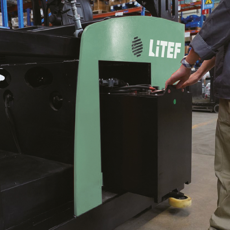 CTL15 lityum akülü yandan oturmalı VNA dar koridor reach truck