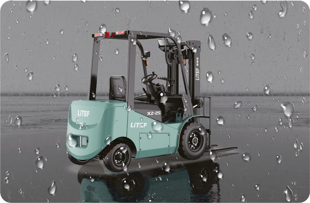 Suya dayanıklı LİTEF EFL252X2 iç ve dış mekân elektrikli forklift