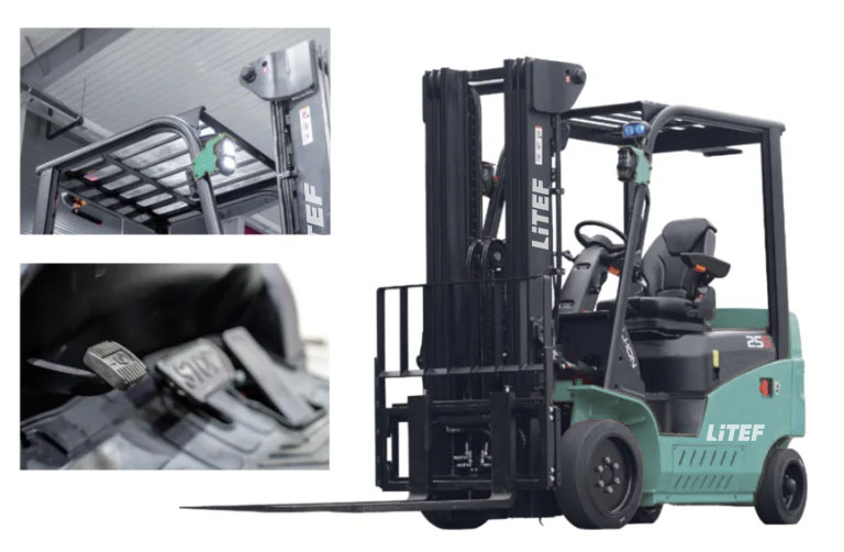 LİTEF EFLA251S kompakt elektrikli forklift operatör kabini ve pedalları